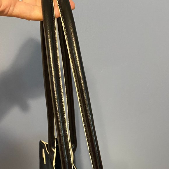 Wilson's Leather Large Black with Off White Tote/Laptop Bag W/Buckle Clasp - Picture 10 of 10